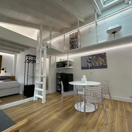 Casa Riva Scanzo Apartmán *